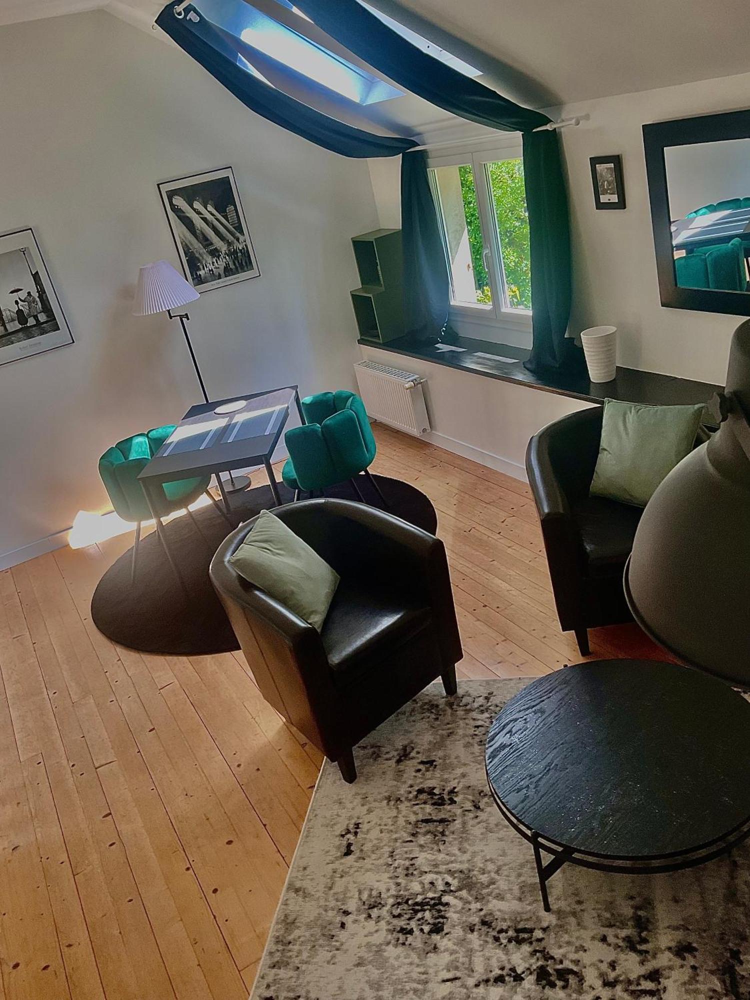 Charmant Gite Avec Exterieur Et Piscine Partagee Mespaul Exterior foto
